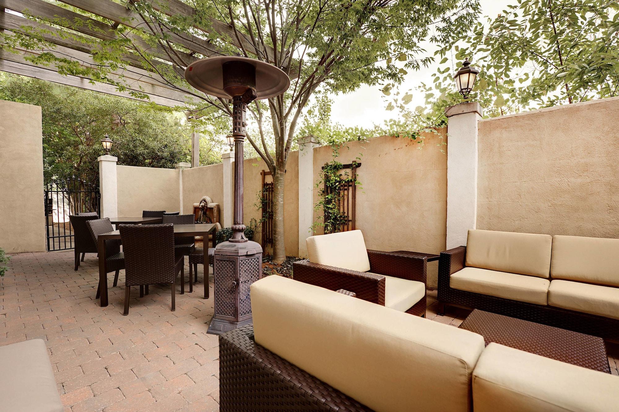 Courtyard Raleigh Crabtree Valley Eksteriør bilde