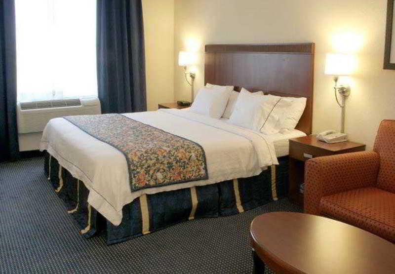 Courtyard Raleigh Crabtree Valley Rom bilde